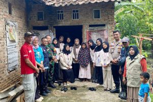 Mahasiswa UIN Lampung Kunjungan ke Lansia